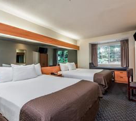 Microtel Inn & Suites by Wyndham Bethel/Danbury - Bethel, CT