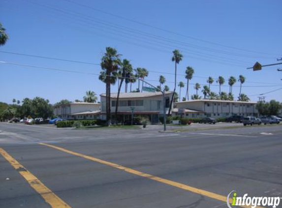 Chateau Apartments - Palm Springs, CA