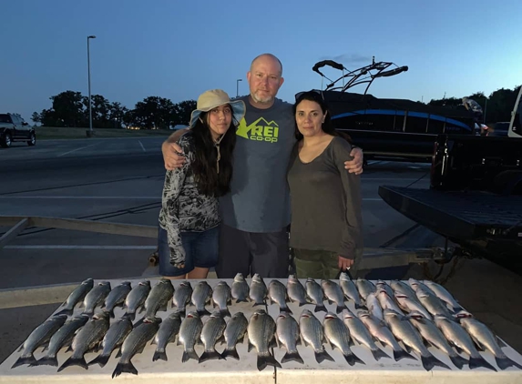 Final Cast Guide Service - Eagle Mountain Lake - Bridgeport, TX