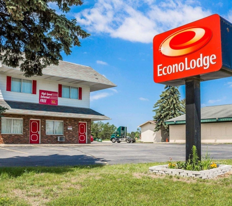 Econo Lodge - Kalkaska, MI