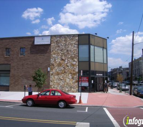 Family Dollar - Union City, NJ