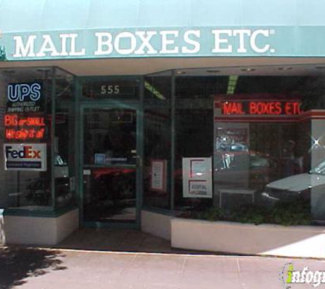 The UPS Store - Palo Alto, CA