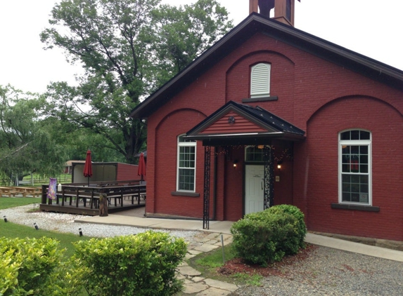 School House Winery - Dover, OH