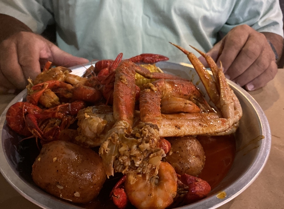 Red Crab Juicy Seafood - Lake Worth, FL. Excellent food