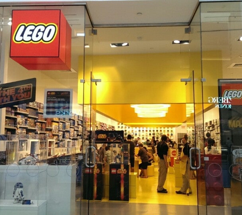 The LEGO® Store Chandler Fashion Center - Chandler, AZ