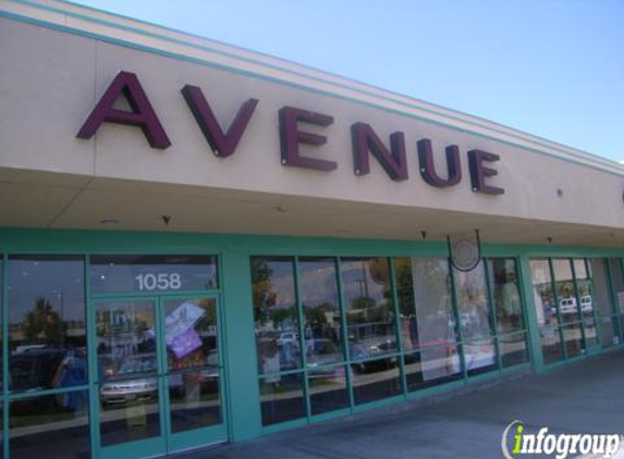 Avenue - Lancaster, CA