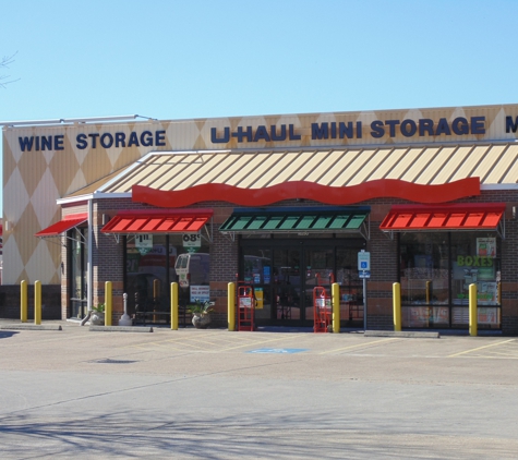 U-Haul Moving & Storage at Clear Lake - Webster, TX