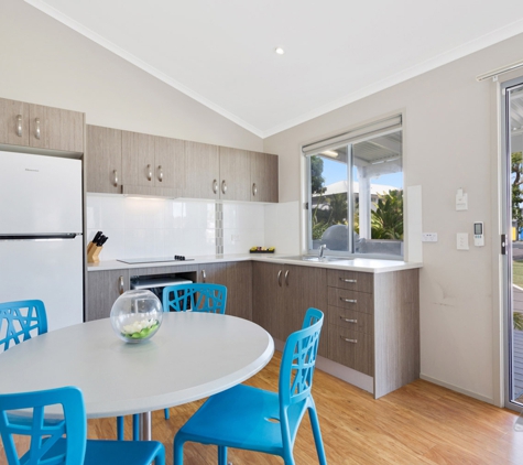 Nobby Beach Holiday Village - Miami, QLD