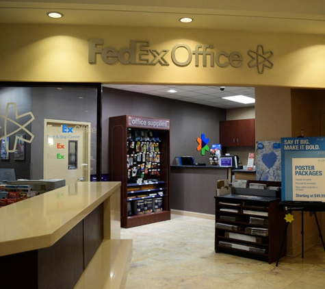 FedEx Office Print & Ship Center - Lake Buena Vista, FL