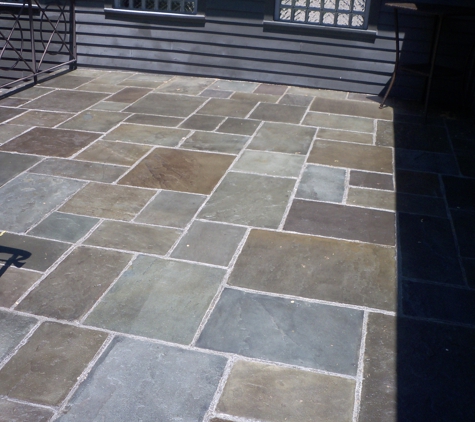 'R'Tistic Hardscapes - Macomb, MI