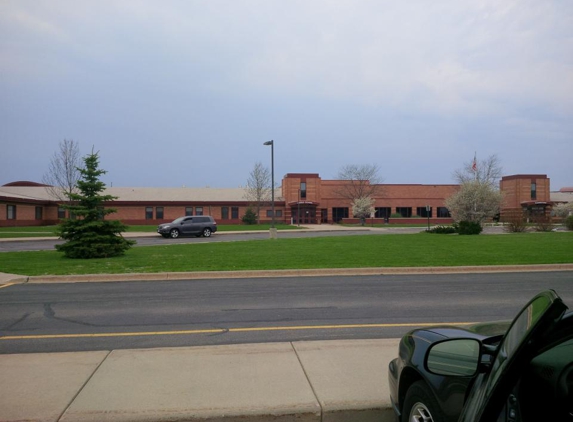 Carl Traeger Middle School - Oshkosh, WI