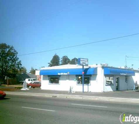 Orezona Bldg & Roofing Co - Albany, OR