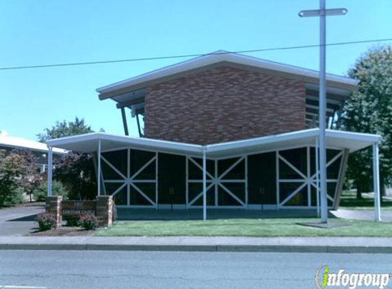 First Christian Church - Silverton, OR