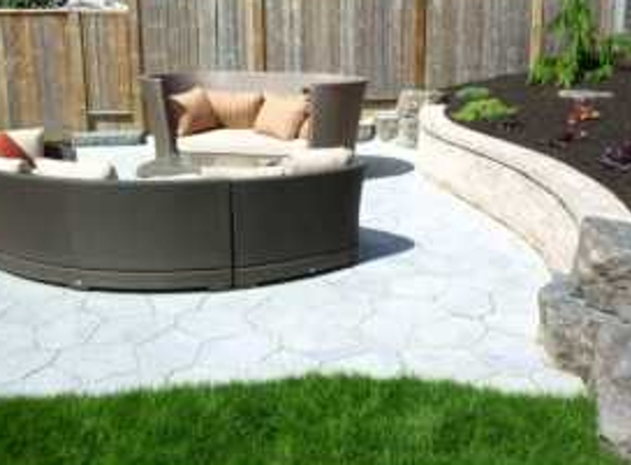 Lawrence Lawn & Landscaping - Lawrence, KS