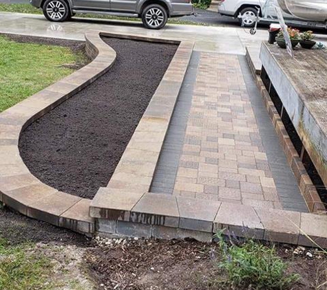 Maya Lawn Landscaping Corp. - Harvard, IL