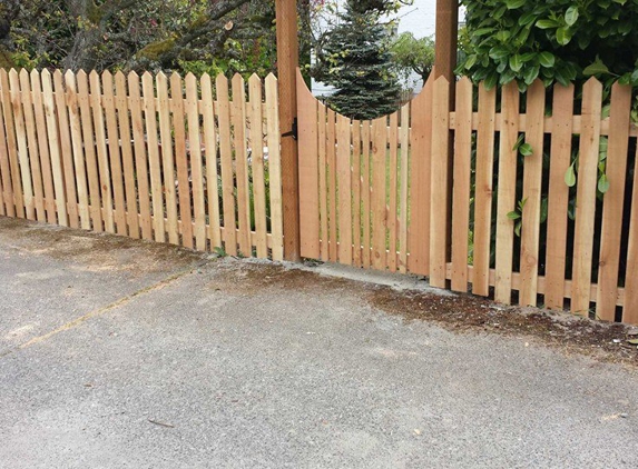 Absolute Fence Construction - Bonney Lake, WA