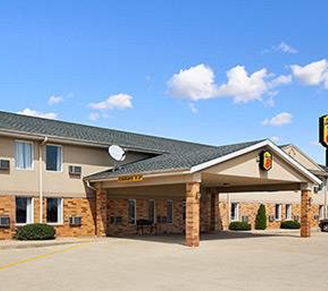 Super 8 by Wyndham Mattoon - Mattoon, IL