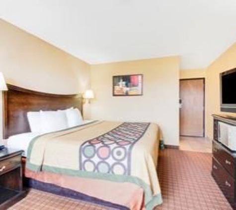 Super 8 by Wyndham Kutztown/Allentown Area - Kutztown, PA