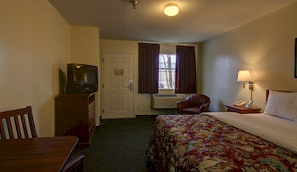 InTown Suites - Cumming, GA