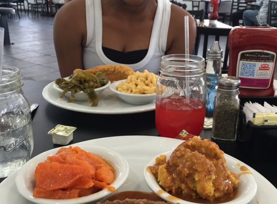 M & M Soul Food - Las Vegas, NV