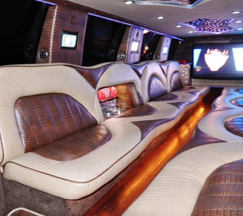 Price 4 Limo & Party Bus - Bloomington, IN