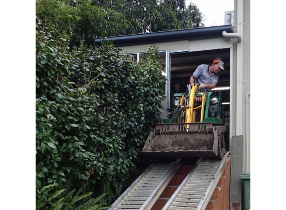 Tight Access Mini Diggers - Mornington, VIC