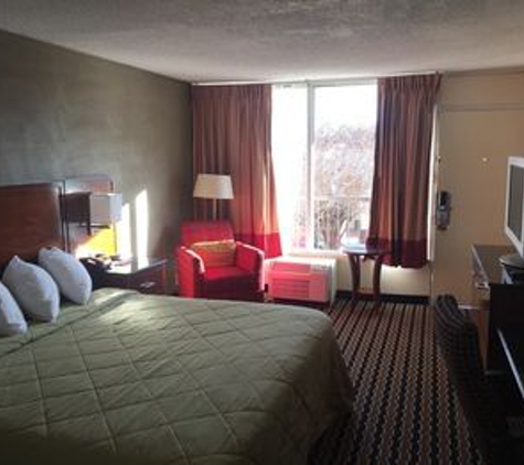 Days Inn by Wyndham Charlotte Airport North - Charlotte, NC