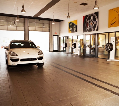 Porsche Plano - Plano, TX