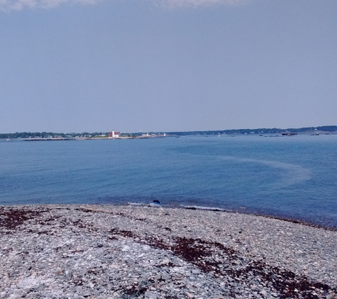 Kayak's on The Sea - Kittery, ME. Kittery Point Island, circled by water where we were looking across to Fort Fosters... So amazing! Thank God for such beauty he created.