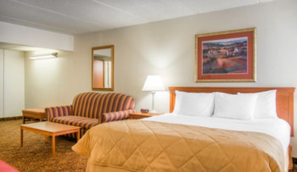 Campus Area Hotel - Eau Claire, WI