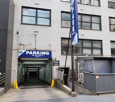 Centerpark East 58th Street Parking Garage - New York, NY