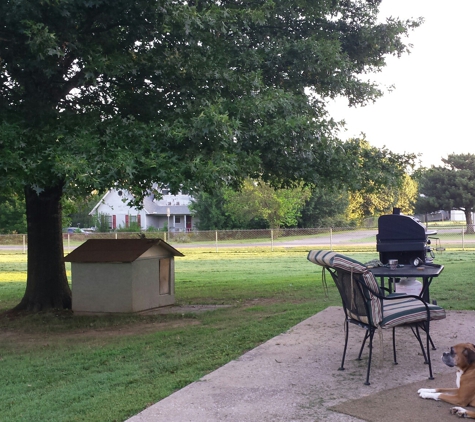 Justin's Lawn & Tree Care - Claremore, OK. Before transformation, I only want a trim for the oak today. I'll show finished trim later.