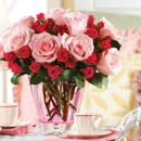 Ronica's Floral - Florists