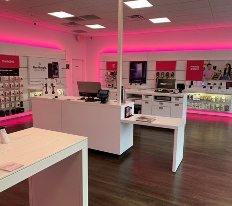 T-Mobile - Owosso, MI