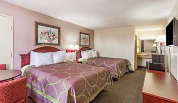 Super 8 by Wyndham Manassas - Manassas, VA