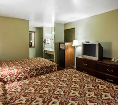 Econo Lodge - Kelso, WA