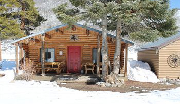 Elk River Guest Ranch - Clark, CO