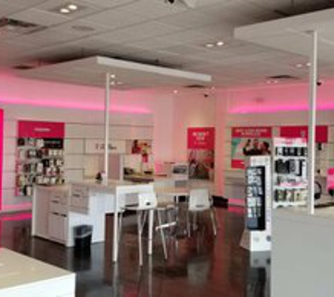 T-Mobile - Hoover, AL