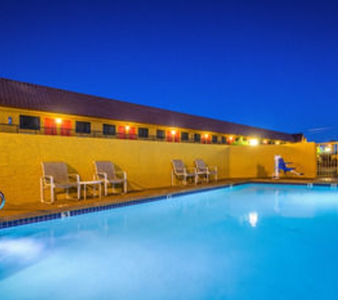 Rodeway Inn Near Az State University - Tempe, AZ