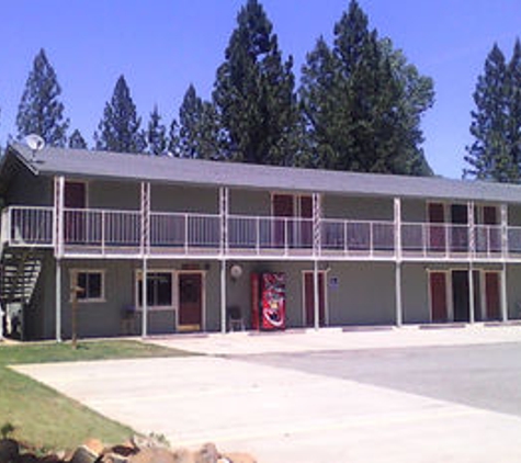 Brownsville Motel - Brownsville, CA