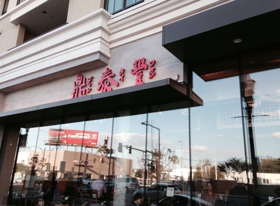 Din Tai Fung - Glendale, CA. They have free valet parking 