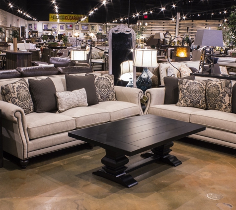 Maiselle Fine Furnishings - Foothill Ranch, CA