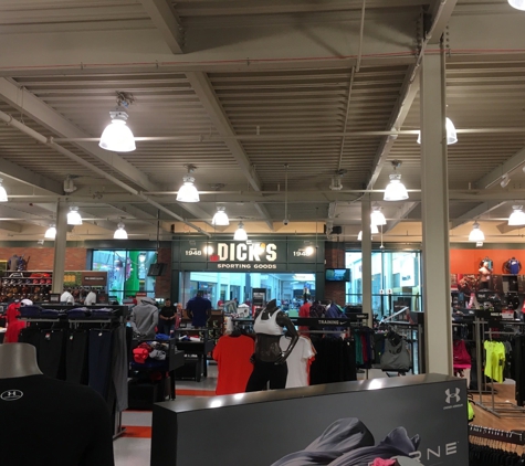 Dick's Sporting Goods - Orlando, FL