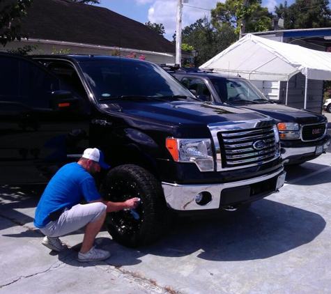 The Heights Hand Wash & Detail - Houston, TX