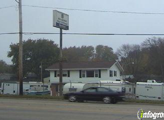 16th Avenue Self Storage - Cedar Rapids, IA