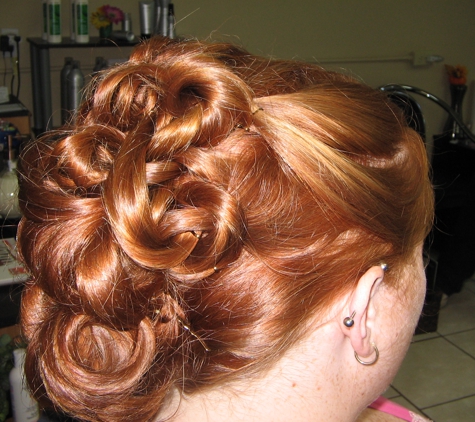 Access Beauty Salon - Zephyrhills, FL