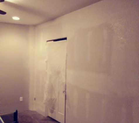 Tom's Drywall & Plastering - Waupun, WI