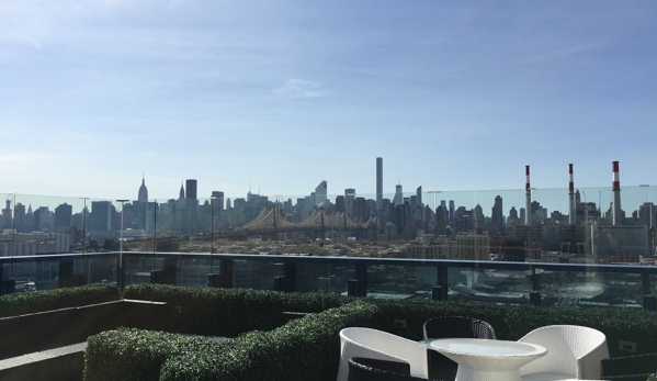 Vista Ballroom & Sky Lounge - Long Island City, NY