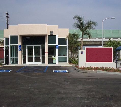 StorQuest  Self Storage - Long Beach, CA