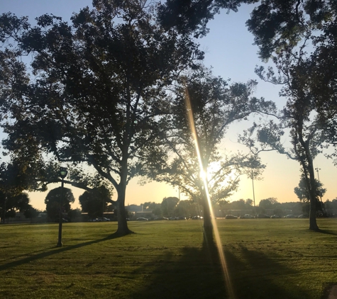 San Martin Park - Lakewood, CA